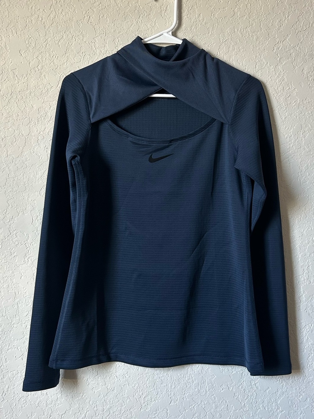 Nike Pro Cross Neck Navy Blue Athletic Long Sleeve Top